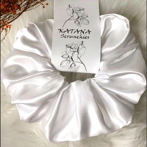 Scrunchie Oversized Satin